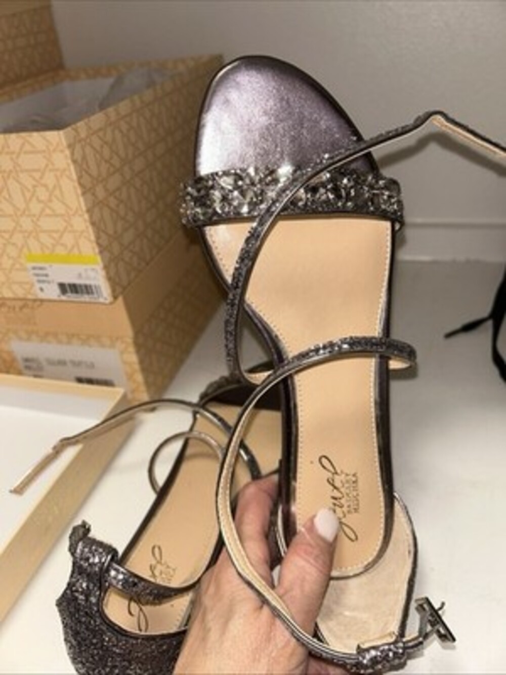 Osome Smoke Glitter by Jewel Badgley Mischka